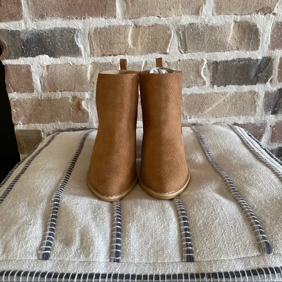 A Rider Girl Whiskey Bootie - Picture 6 of 6